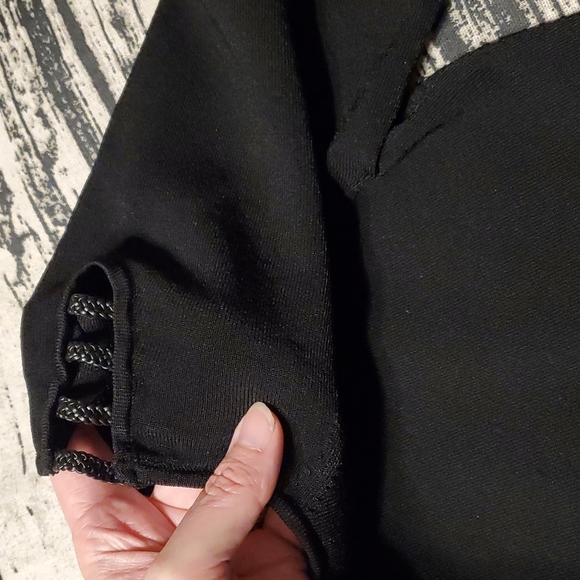 Top Medium Black - Picture 5 of 8